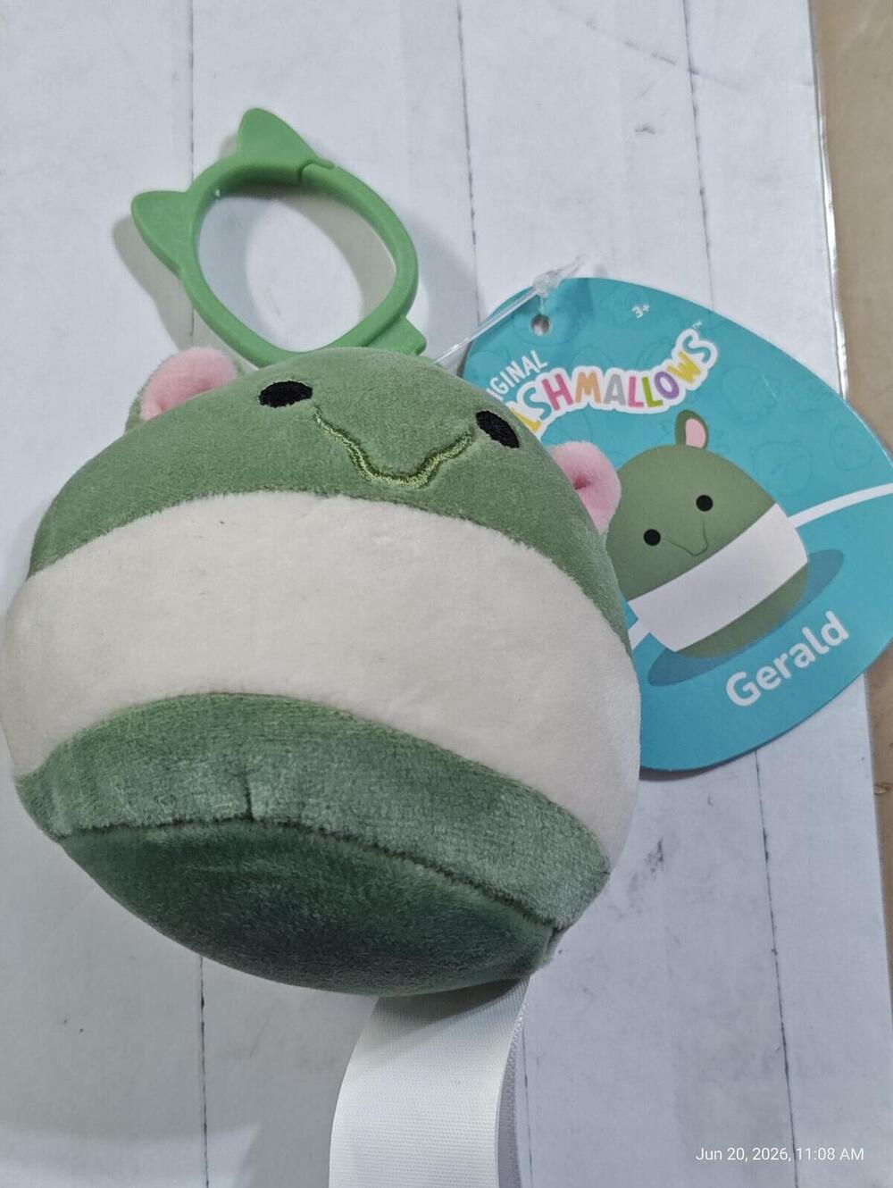 Squishmallows Gerald the Tapir green and beige 3.5” bag clip NWT